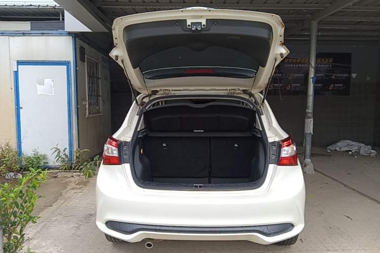 Used Nissan Tiida 2021 1.6L CVT Smart Drive Edition Trunk