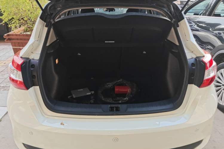 Used Nissan Tiida 2021 1.6L CVT Smart Drive Edition Trunk