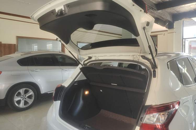 Used Nissan Tiida 2021 1.6L CVT Smart Drive Edition Trunk