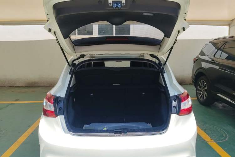 Used Nissan Tiida 2021 1.6L CVT Smart Drive Edition Trunk