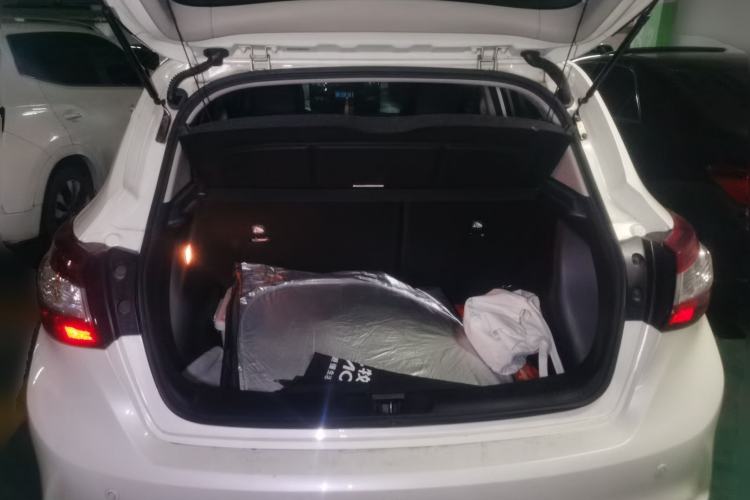 Used Nissan Tiida 2021 1.6L CVT Cool Edition Trunk