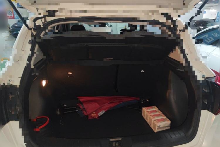 Used Nissan Tiida 2021 1.6L CVT Cool Edition Trunk