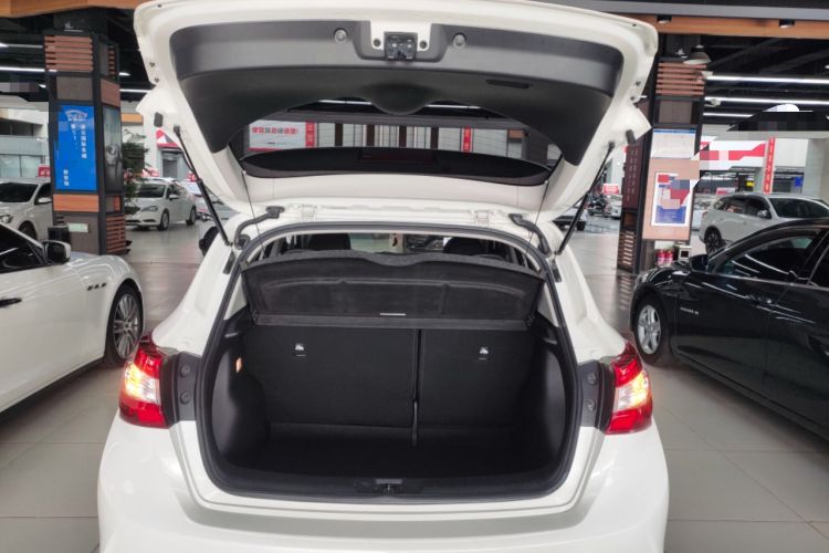 Used Nissan Tiida 2021 1.6L CVT Smart Drive Edition Trunk
