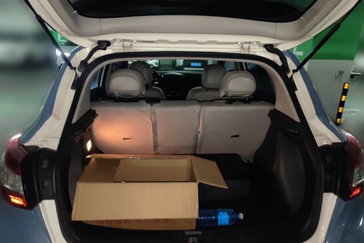 Used Nissan Tiida 2021 1.6L CVT Cool Edition Trunk