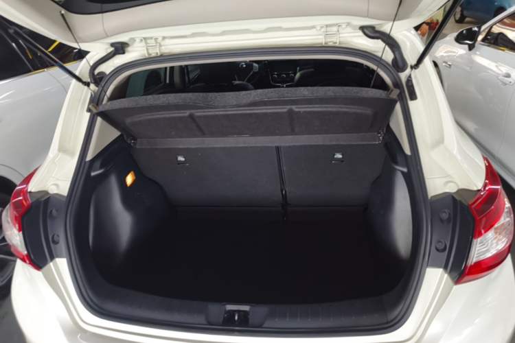 Used Nissan Tiida 2021 1.6L CVT Smart Drive Edition Trunk