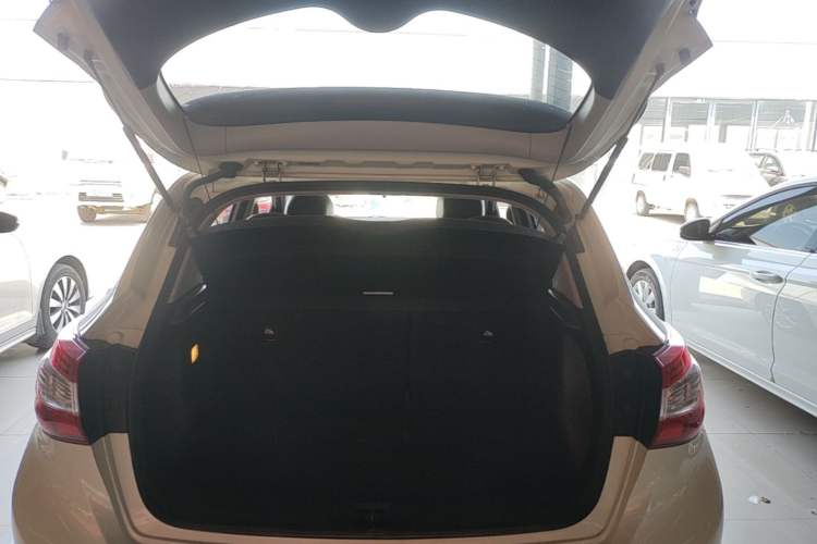 Used Nissan Tiida 2021 1.6L CVT Smart Drive Edition Trunk