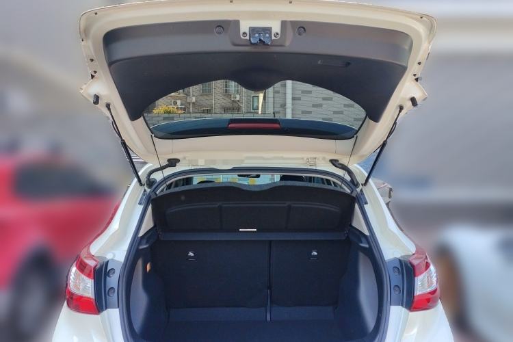 Used Nissan Tiida 2021 1.6L CVT ZhiZun Edition Trunk