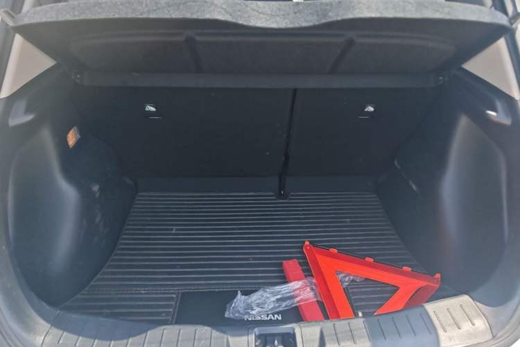 Used Nissan Tiida 2021 1.6L CVT Smart Drive Edition Trunk