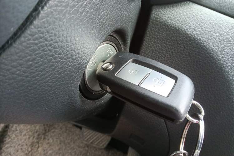 Used Nissan Tiida 2021 1.6L CVT Cool Edition Vehicle Key