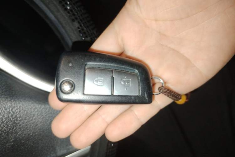 Used Nissan Tiida 2021 1.6L CVT Cool Edition Vehicle Key