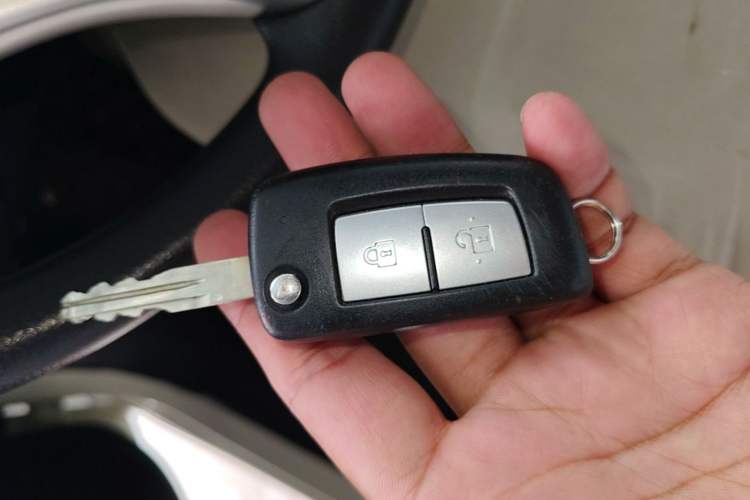 Used Nissan Tiida 2021 1.6L CVT Cool Edition Vehicle Key
