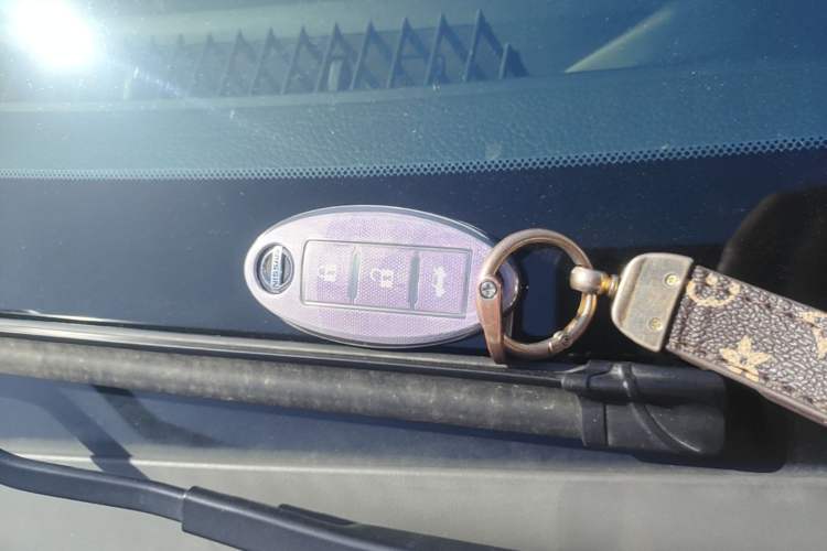 Used Nissan Tiida 2021 1.6L CVT Smart Drive Edition Vehicle Key