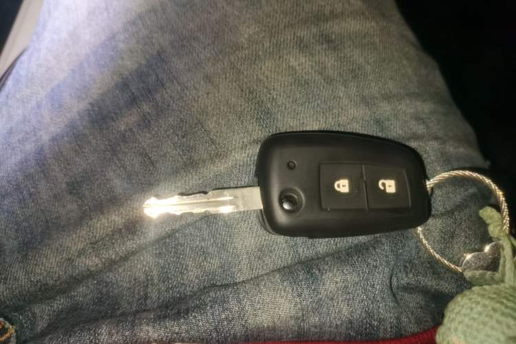 Used Nissan Tiida 2021 1.6L CVT Cool Edition Vehicle Key
