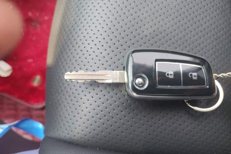 Used Nissan Tiida 2021 1.6L CVT Cool Edition Vehicle Key