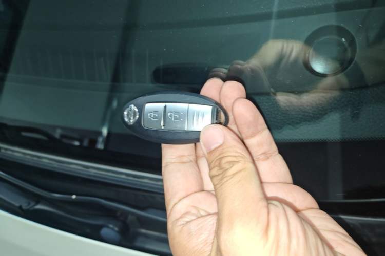 Used Nissan Tiida 2021 1.6L CVT Smart Drive Edition Vehicle Key