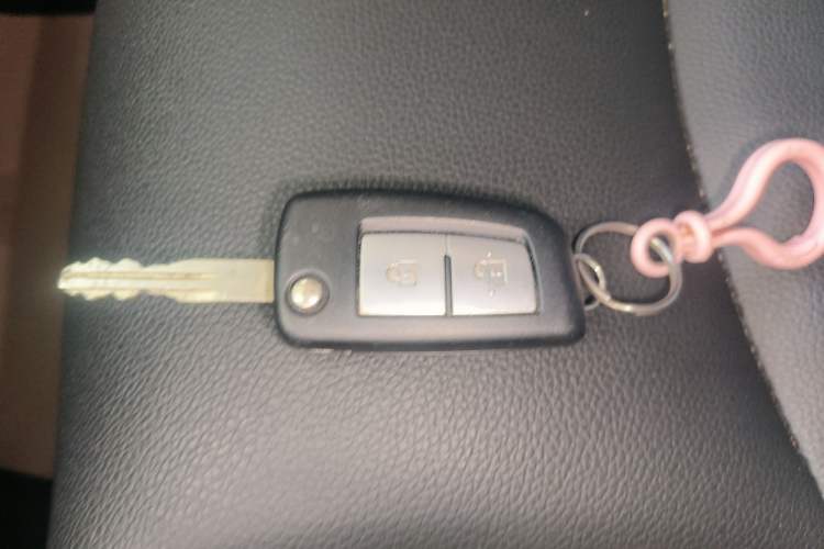 Used Nissan Tiida 2021 1.6L CVT Cool Edition Vehicle Key