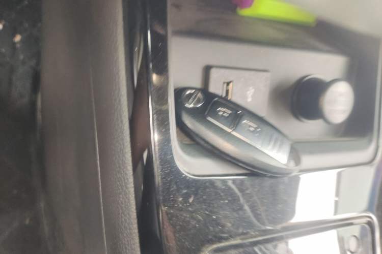 Used Nissan Tiida 2021 1.6L CVT Smart Drive Edition Vehicle Key