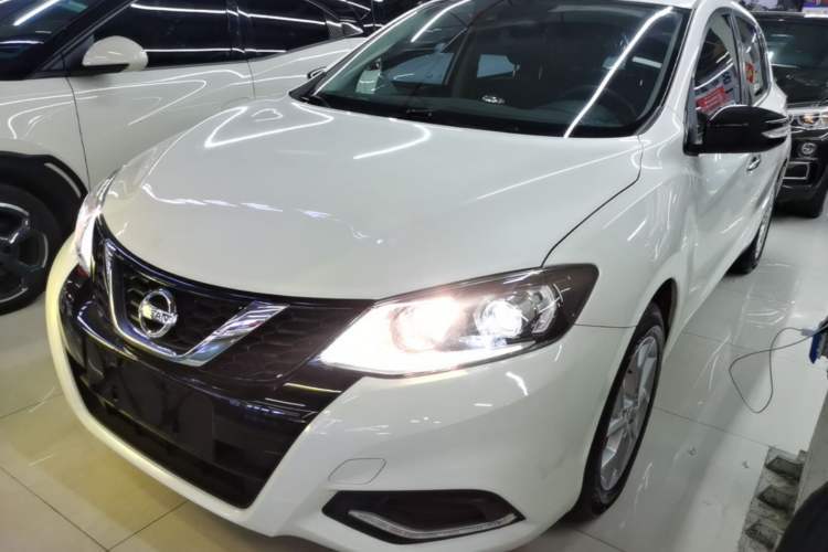 Used Nissan Tiida 2021 1.6L CVT Smart Drive Edition Guazi used car, China used car export, Used car for sale, Used  cars, Cheapest cars for sale