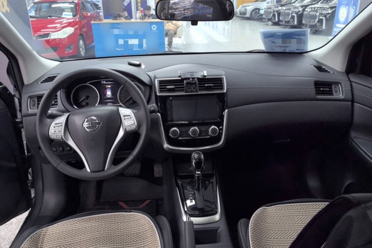 Used Nissan Tiida 2023 1.6L CVT Smart Drive Version Center Console