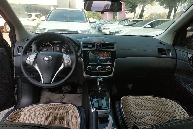 Used Nissan Tiida 2023 1.6L CVT Smart Drive Version Center Console