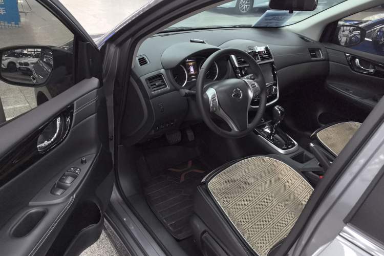Used Nissan Tiida 2023 1.6L CVT Smart Drive Version Driver Seat