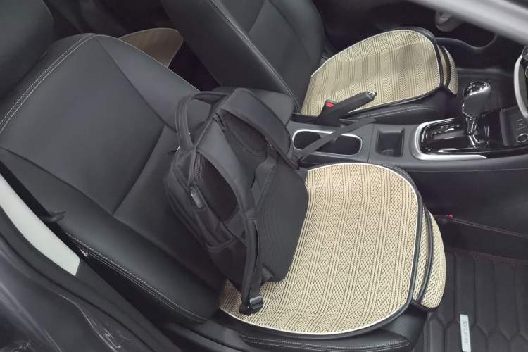 Used Nissan Tiida 2023 1.6L CVT Smart Drive Version Right Front Seat