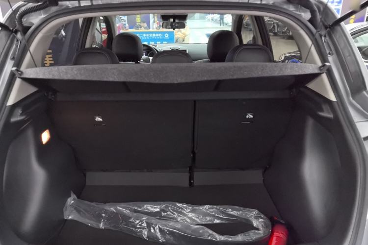 Used Nissan Tiida 2023 1.6L CVT Smart Drive Version Trunk