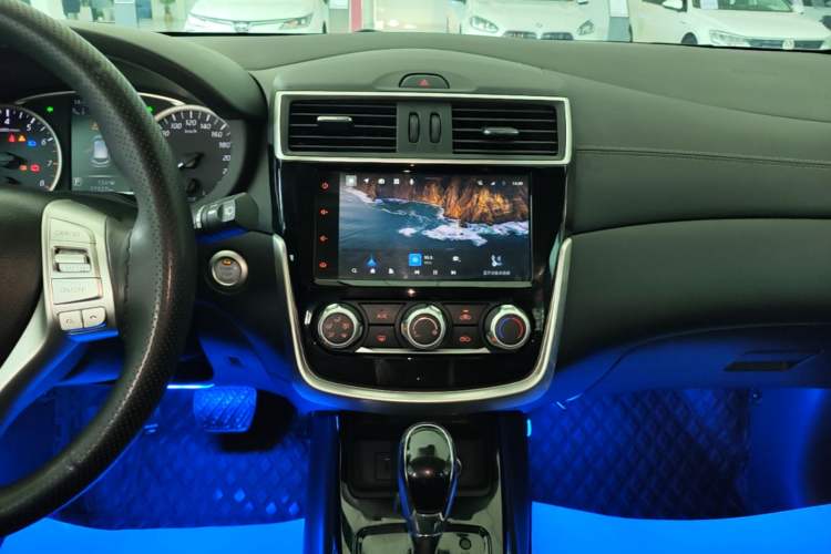 Used Nissan Tiida 2023 1.6L CVT Smart Drive Version Audio And AC Panel