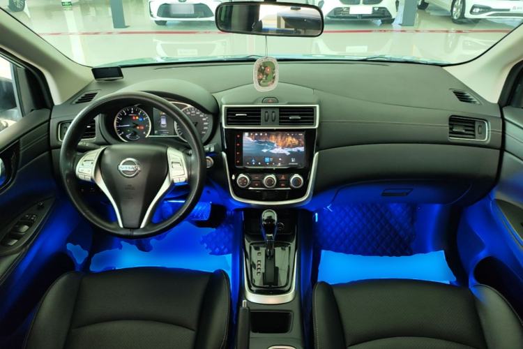 Used Nissan Tiida 2023 1.6L CVT Smart Drive Version Center Console