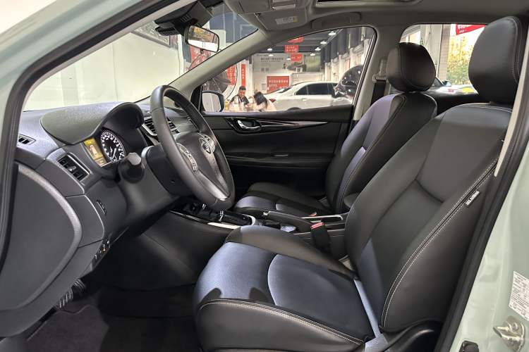 Used Nissan Tiida 2023 1.6L CVT Smart Drive Version Interior 2