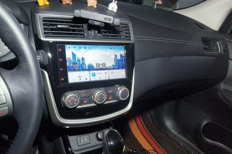 Used Nissan Tiida 2023 1.6L CVT Smart Drive Version Audio And AC Panel