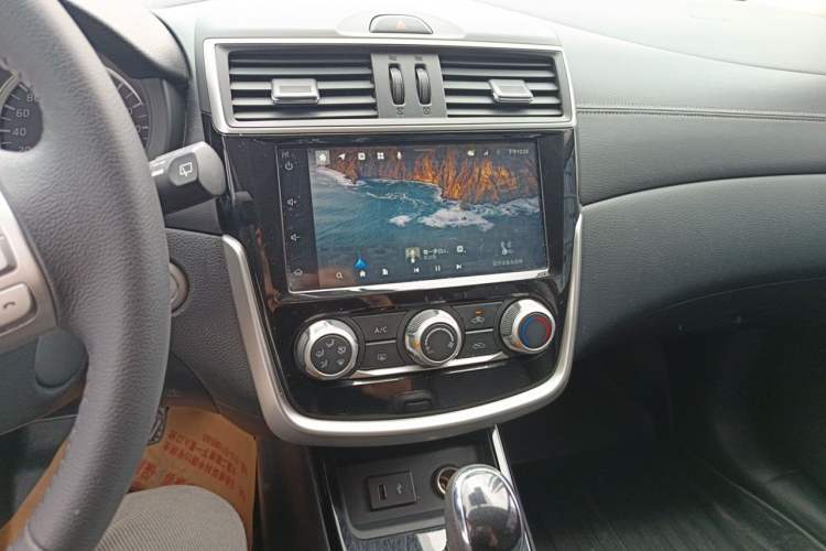Used Nissan Tiida 2023 1.6L CVT Smart Drive Version Audio And AC Panel