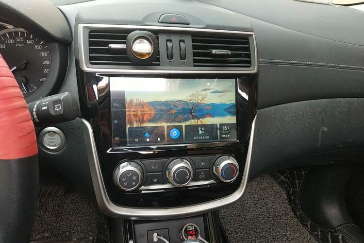 Used Nissan Tiida 2023 1.6L CVT Smart Drive Version Audio And AC Panel