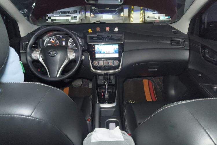 Used Nissan Tiida 2023 1.6L CVT Smart Drive Version Center Console