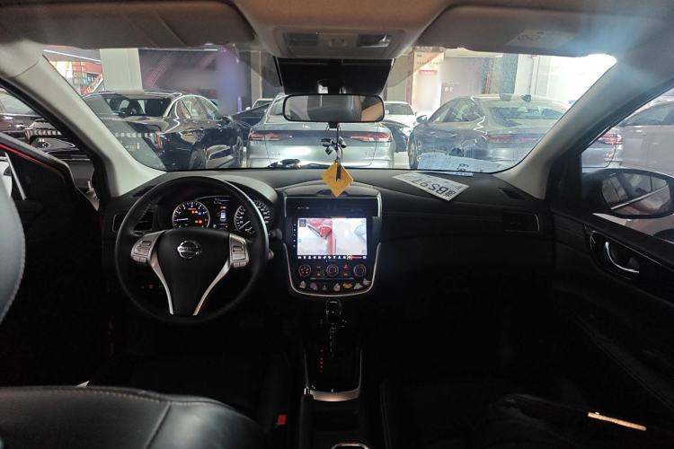 Used Nissan Tiida 2023 1.6L CVT Smart Drive Version Center Console