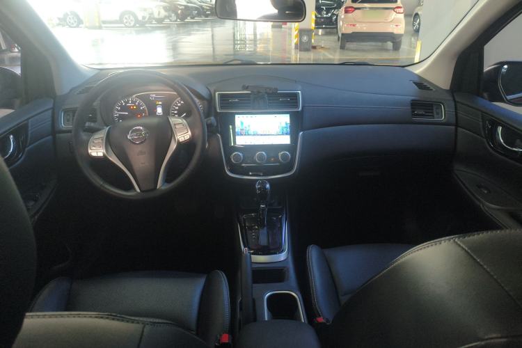 Used Nissan Tiida 2023 1.6L CVT Smart Drive Version Center Console