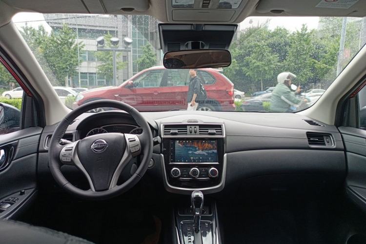Used Nissan Tiida 2023 1.6L CVT Smart Drive Version Center Console