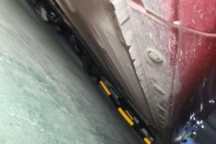 Used Nissan Tiida 2023 1.6L CVT Smart Drive Version Chassis Front Left