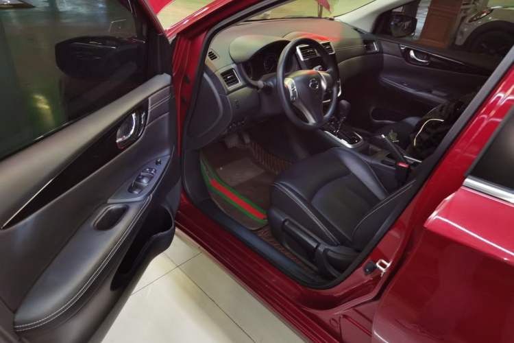Used Nissan Tiida 2023 1.6L CVT Cool Dynamic Edition Driver Seat