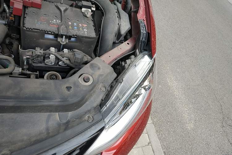 Used Nissan Tiida 2023 1.6L CVT Smart Drive Version Engine Bay Left