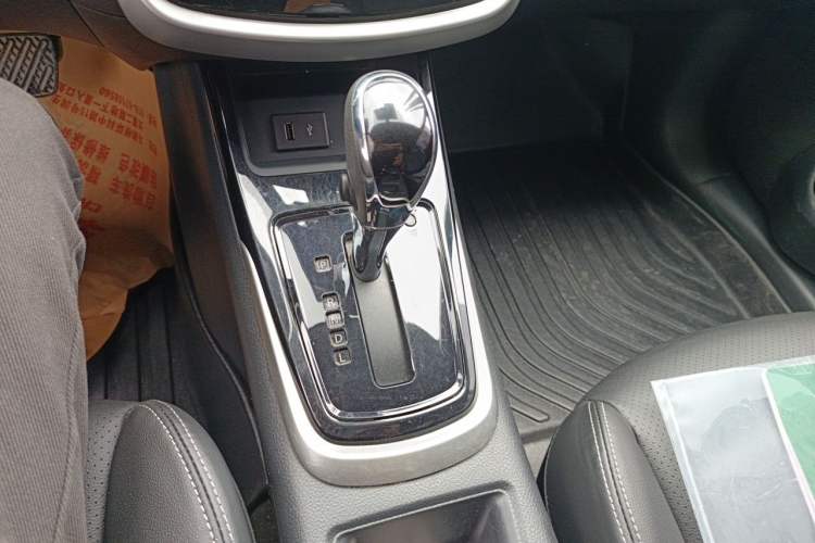 Used Nissan Tiida 2023 1.6L CVT Smart Drive Version Gear Lever