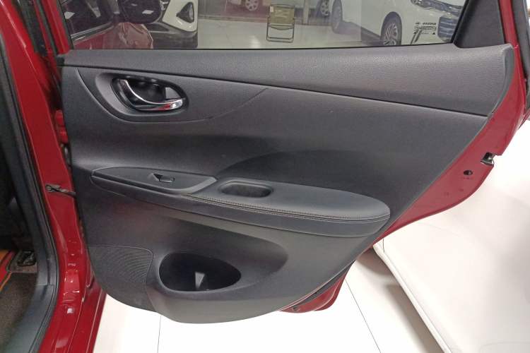 Used Nissan Tiida 2023 1.6L CVT Smart Drive Version Interior 6