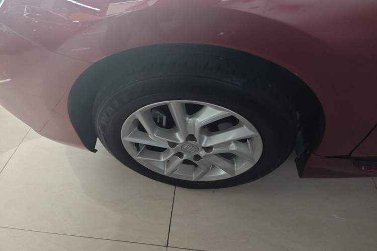 Used Nissan Tiida 2023 1.6L CVT Smart Drive Version Left Front Wheel Hub