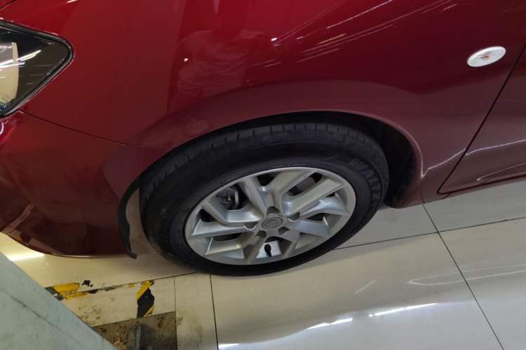 Used Nissan Tiida 2023 1.6L CVT Cool Dynamic Edition Left Front Wheel Hub