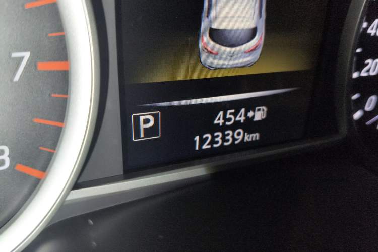 Used Nissan Tiida 2023 1.6L CVT Smart Drive Version Odometer Close Up