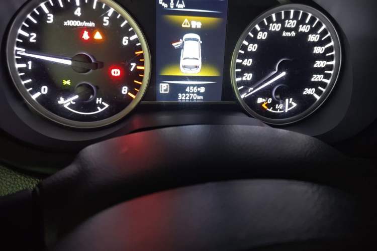 Used Nissan Tiida 2023 1.6L CVT Smart Drive Version Odometer Close Up