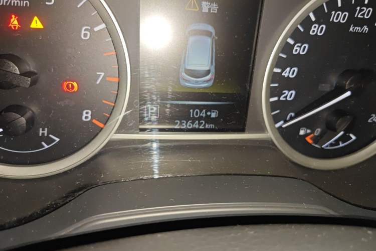 Used Nissan Tiida 2023 1.6L CVT Smart Drive Version Odometer Close Up