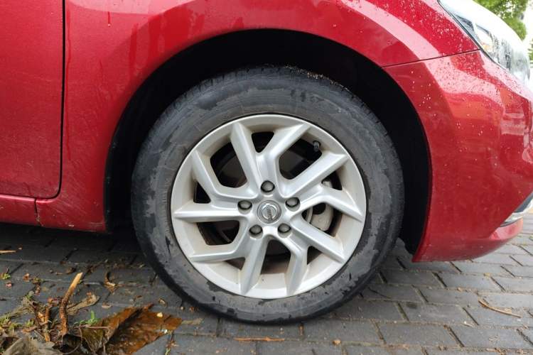 Used Nissan Tiida 2023 1.6L CVT Cool Dynamic Edition Right Front Wheel Hub