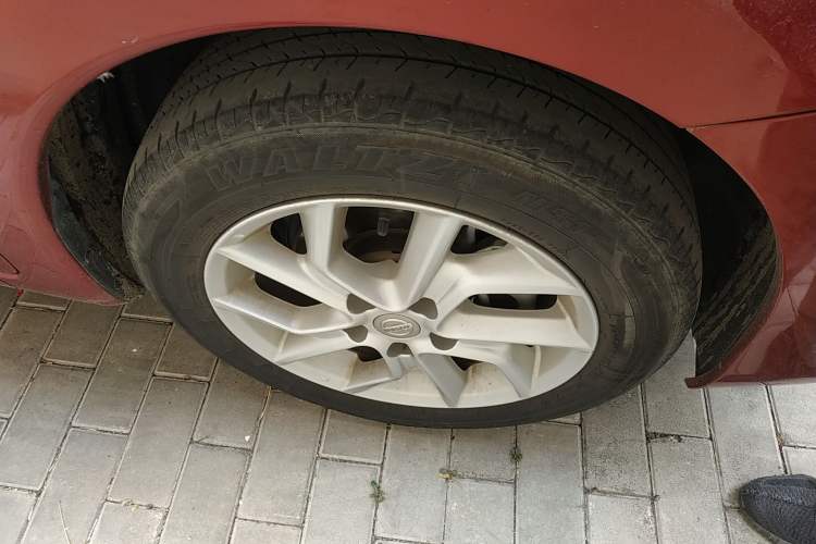 Used Nissan Tiida 2023 1.6L CVT Smart Drive Version Right Front Wheel Hub