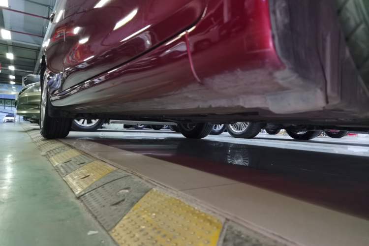 Used Nissan Tiida 2023 1.6L CVT Cool Dynamic Edition Right Side Sill